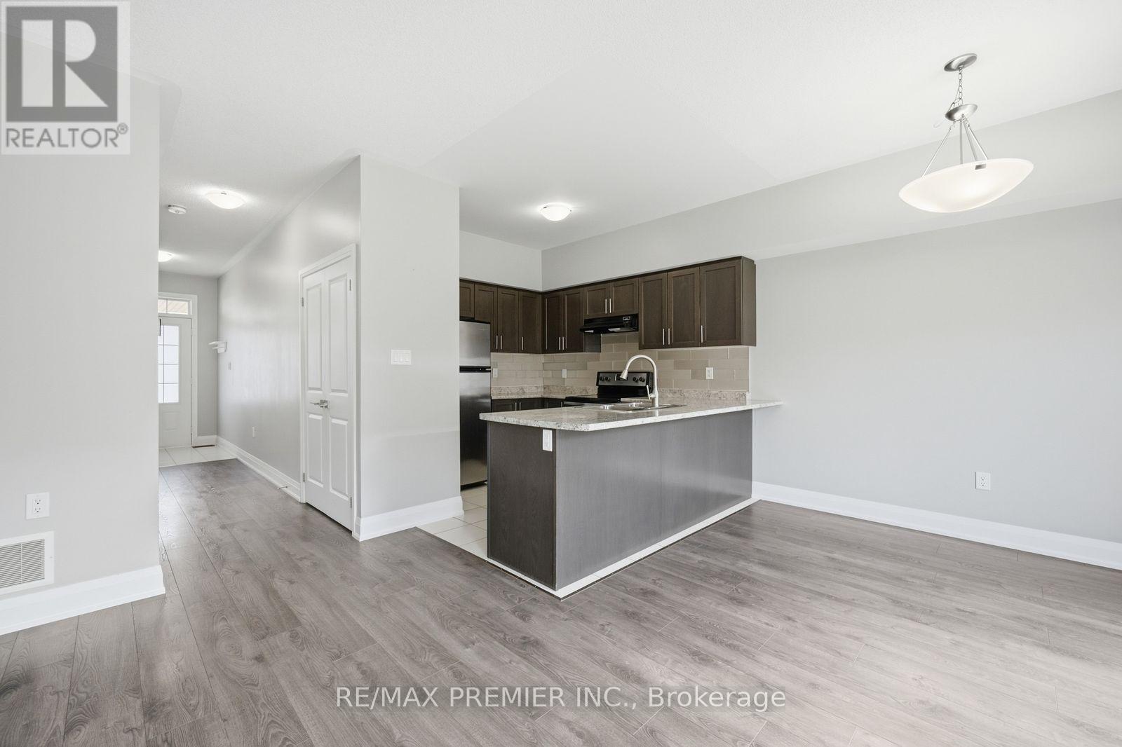 72 Luisa Street, Bradford West Gwillimbury (Bradford), Ontario  L3Z 0P1 - Photo 10 - N13809968