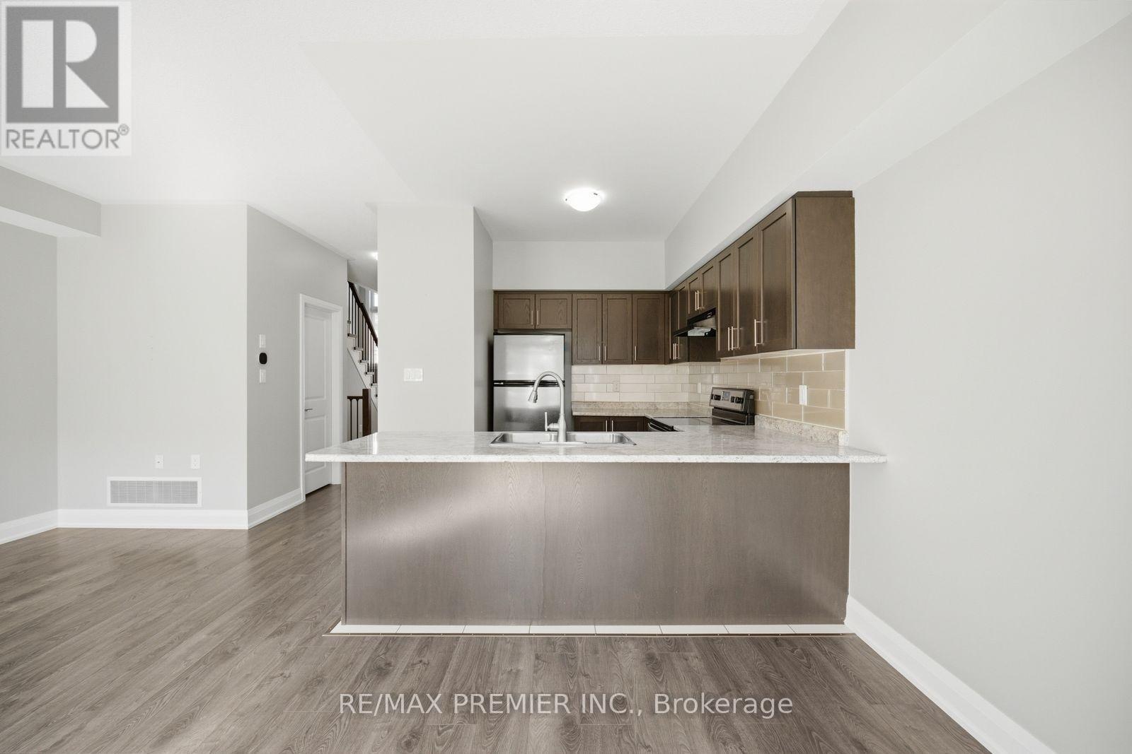 72 Luisa Street, Bradford West Gwillimbury (Bradford), Ontario  L3Z 0P1 - Photo 11 - N13809968