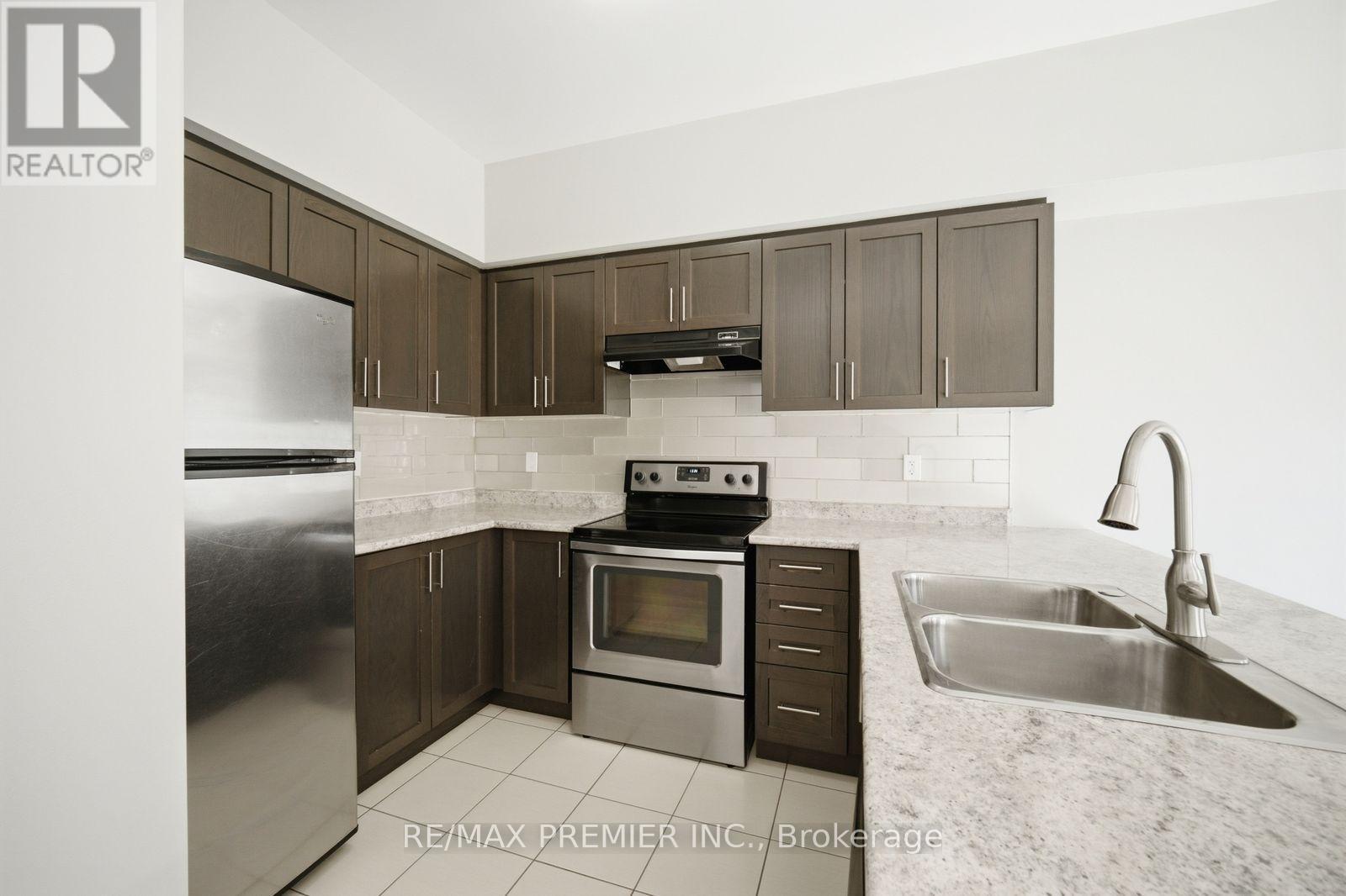 72 Luisa Street, Bradford West Gwillimbury (Bradford), Ontario  L3Z 0P1 - Photo 12 - N13809968