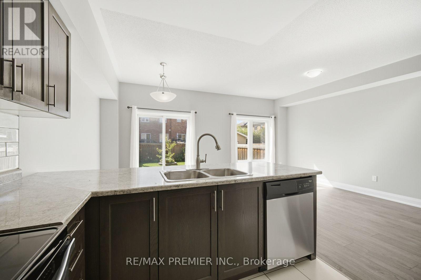 72 Luisa Street, Bradford West Gwillimbury (Bradford), Ontario  L3Z 0P1 - Photo 14 - N13809968