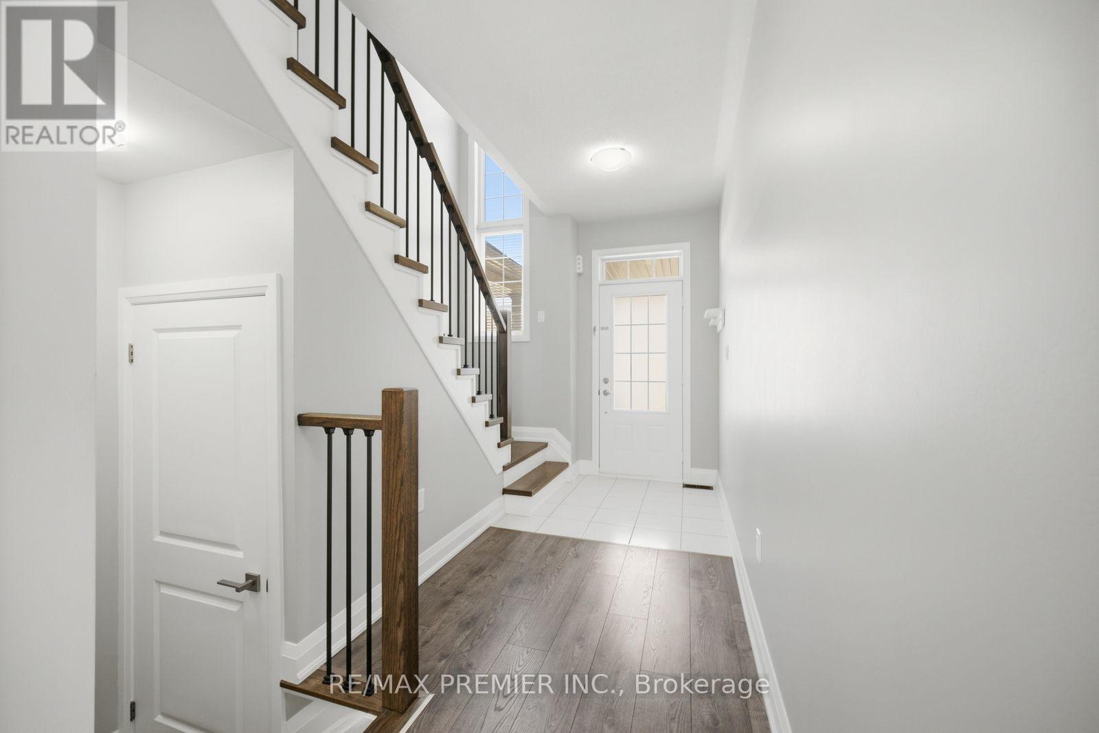 72 Luisa Street, Bradford West Gwillimbury (Bradford), Ontario  L3Z 0P1 - Photo 7 - N13809968
