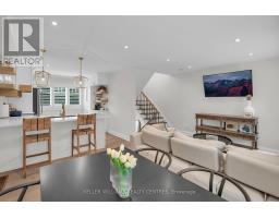 37 BOWLER STREET, Aurora, Ontario