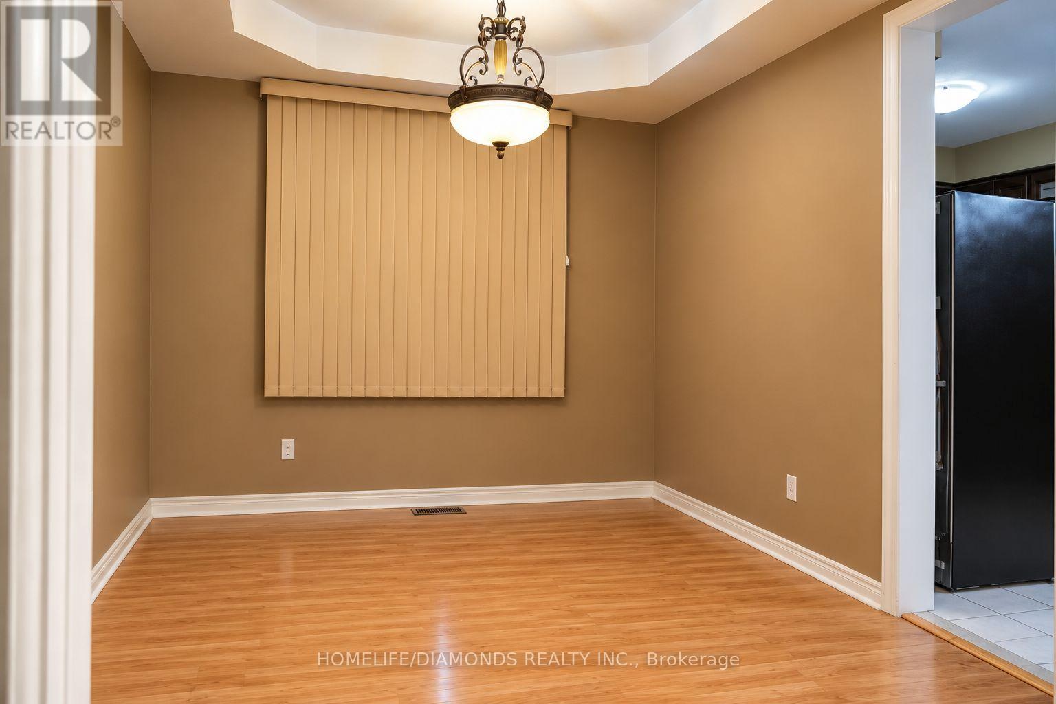 169 Cooke Crescent, Milton, Ontario  L9T 6E5 - Photo 8 - W13761438