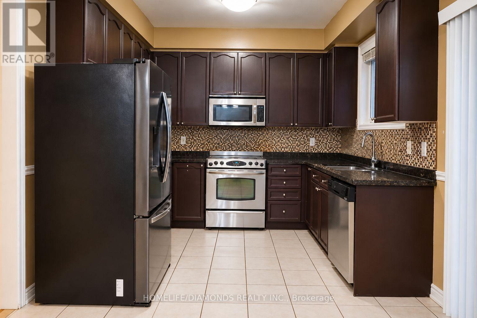 169 Cooke Crescent, Milton, Ontario  L9T 6E5 - Photo 11 - W13761438
