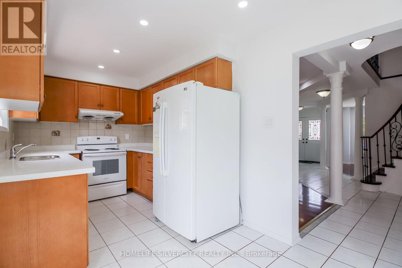 22 Meadow Glade Road, Brampton, Ontario  L6R 1Z7 - Photo 14 - W13810066