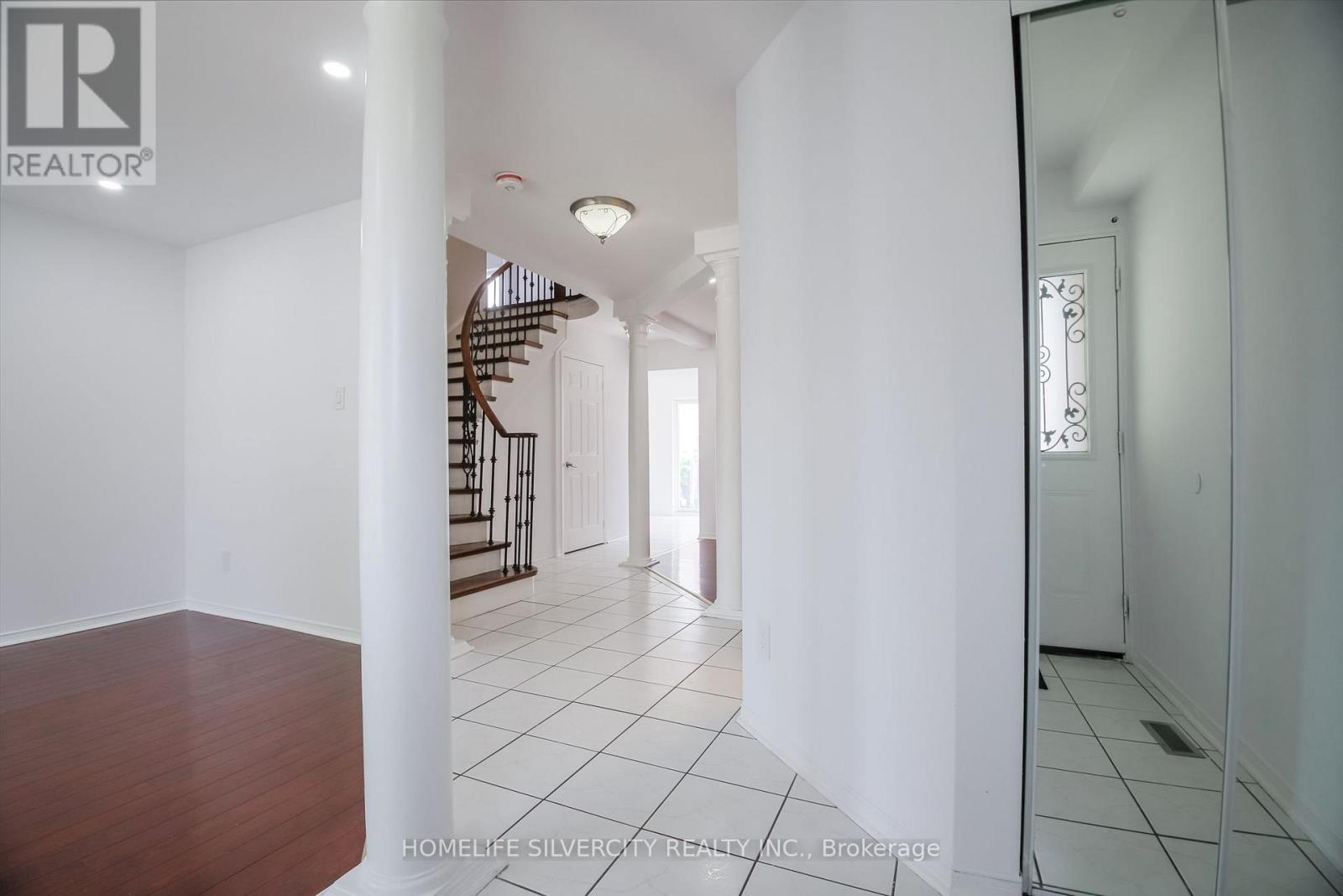 22 Meadow Glade Road, Brampton, Ontario  L6R 1Z7 - Photo 18 - W13810066