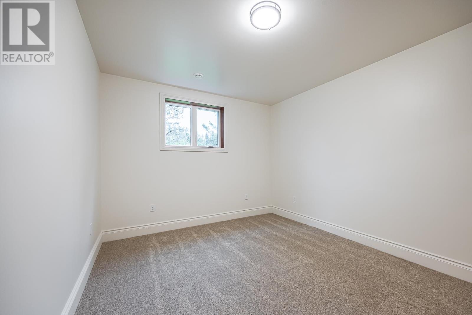 126 Queensgate Blvd, Sault Ste. Marie, Ontario  P6A 6Y4 - Photo 40 - SM262594
