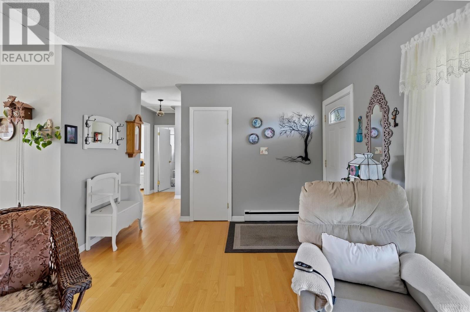 357 Mcnabb St, Sault Ste Marie, Ontario P6B 1Y8 - Photo 3 - SM262604