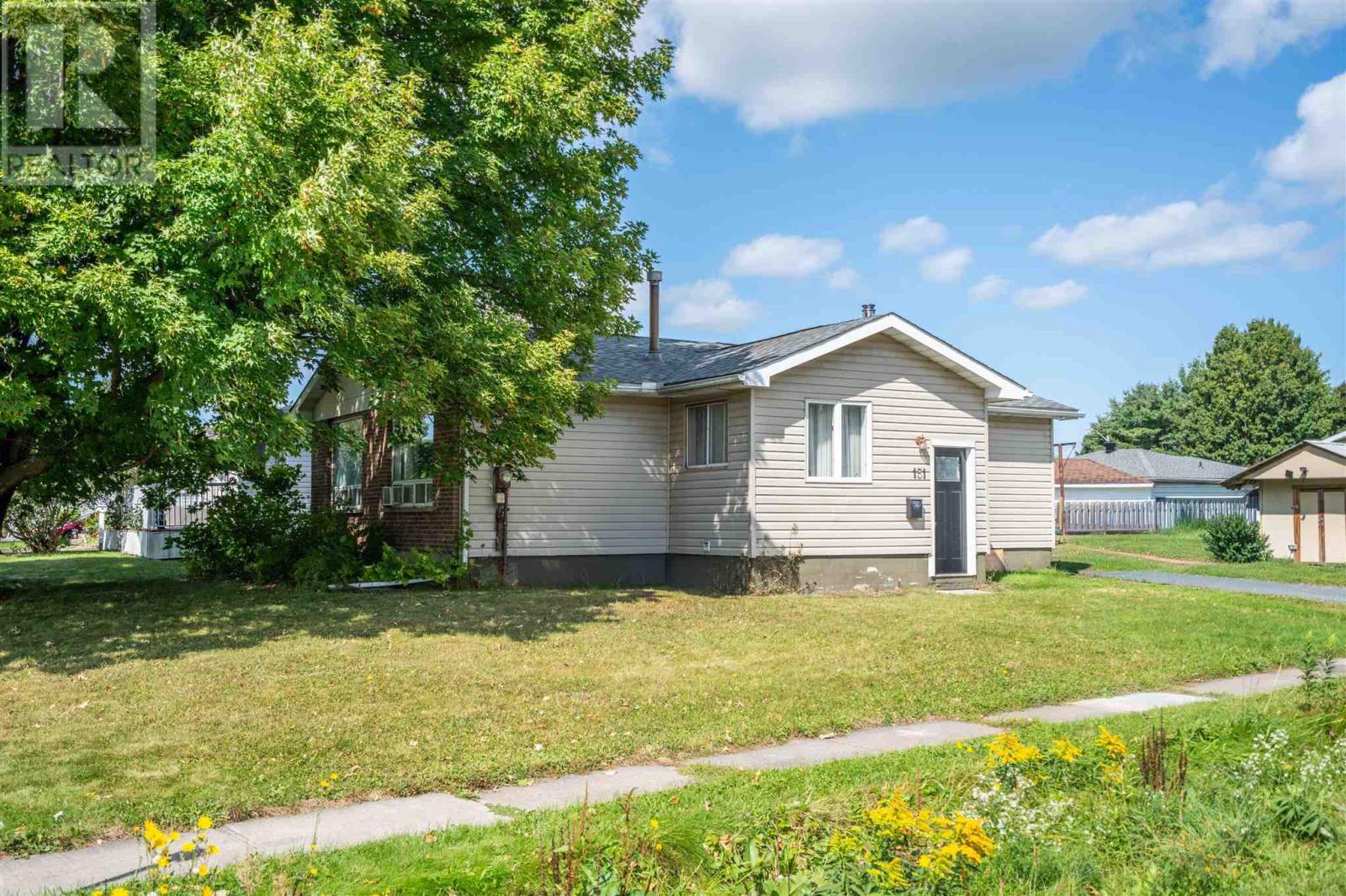 151 Chicora CRES, Sault Ste. Marie, Ontario