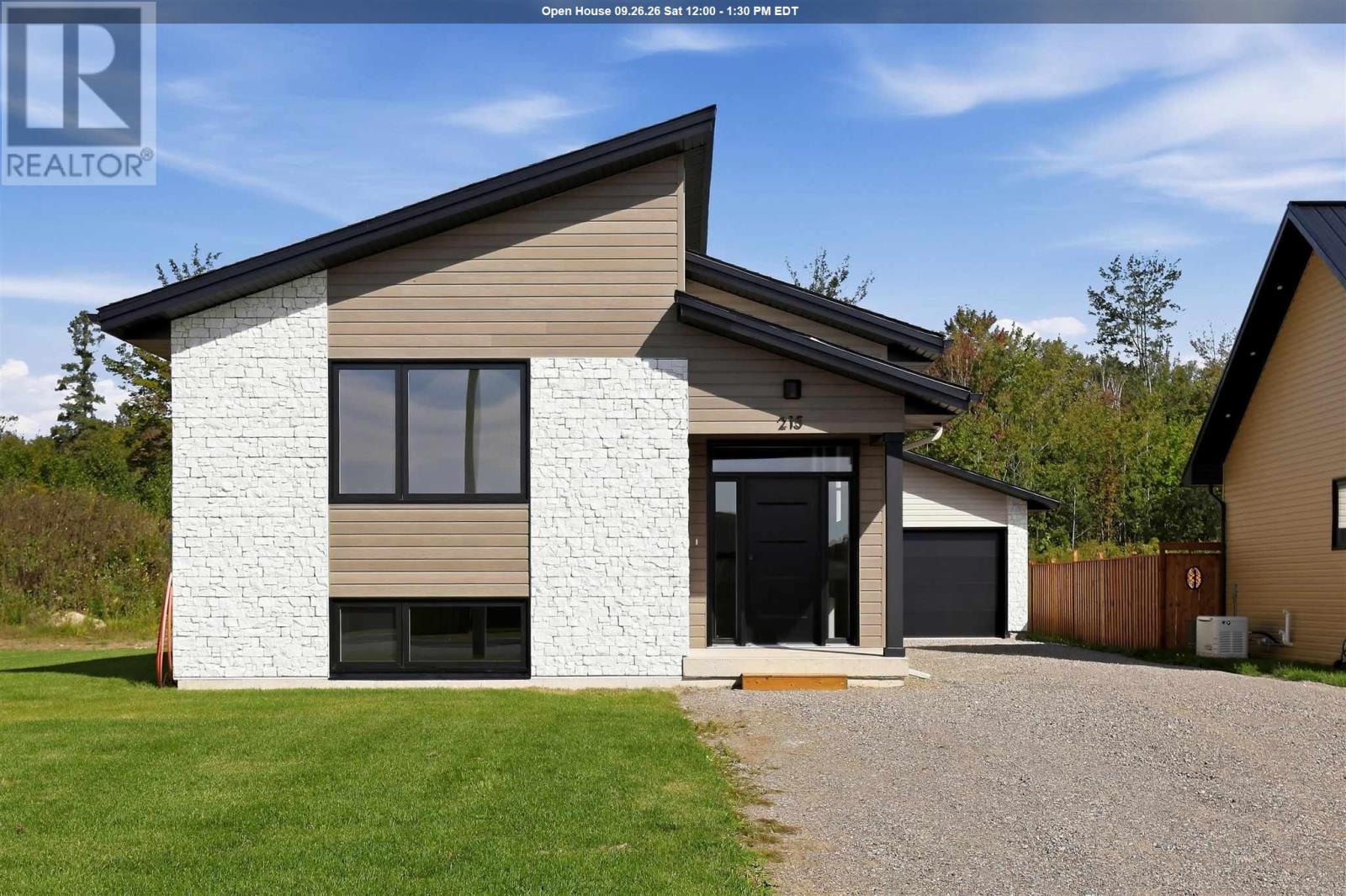 215 Greenfield DR, Sault Ste. Marie, Ontario