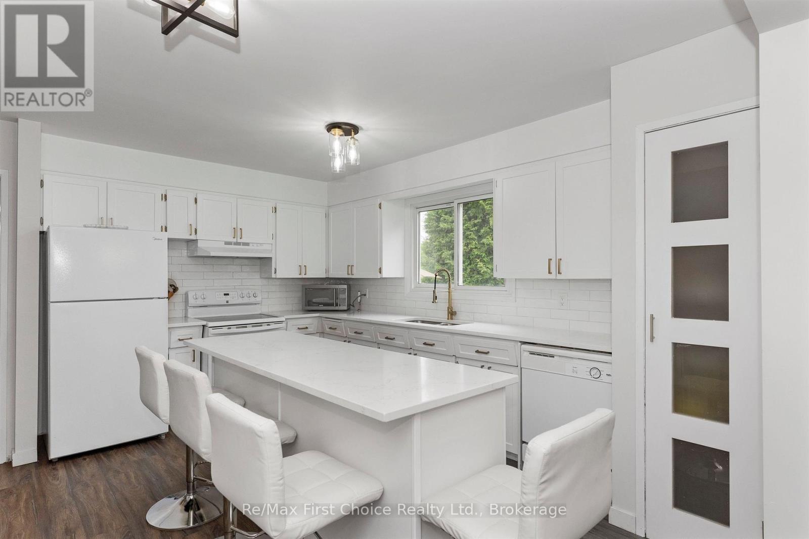 386 Lambton Place, Thunder Bay, Ontario  P7C 5M1 - Photo 6 - X13573882