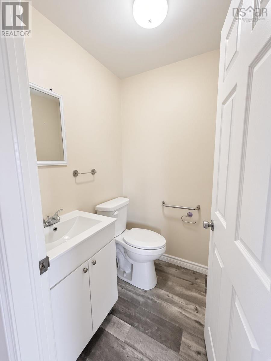 70 Wolsley Street, Springhill, Nova Scotia  B0M 1X0 - Photo 10 - 202611722