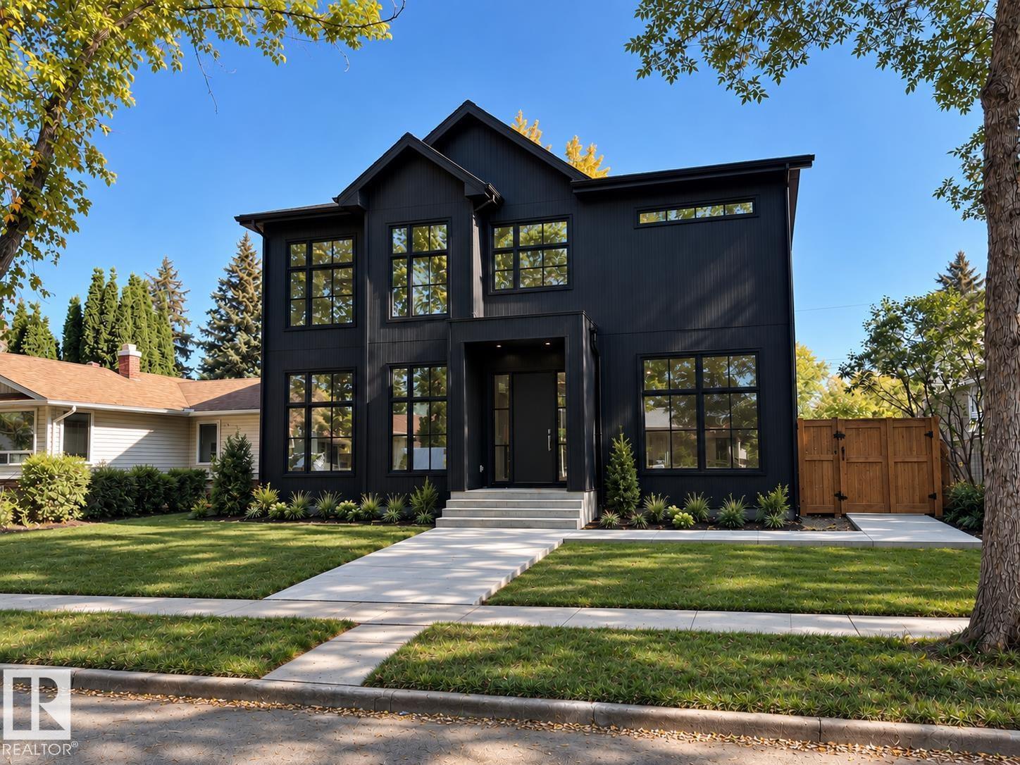 9243 148 ST NW