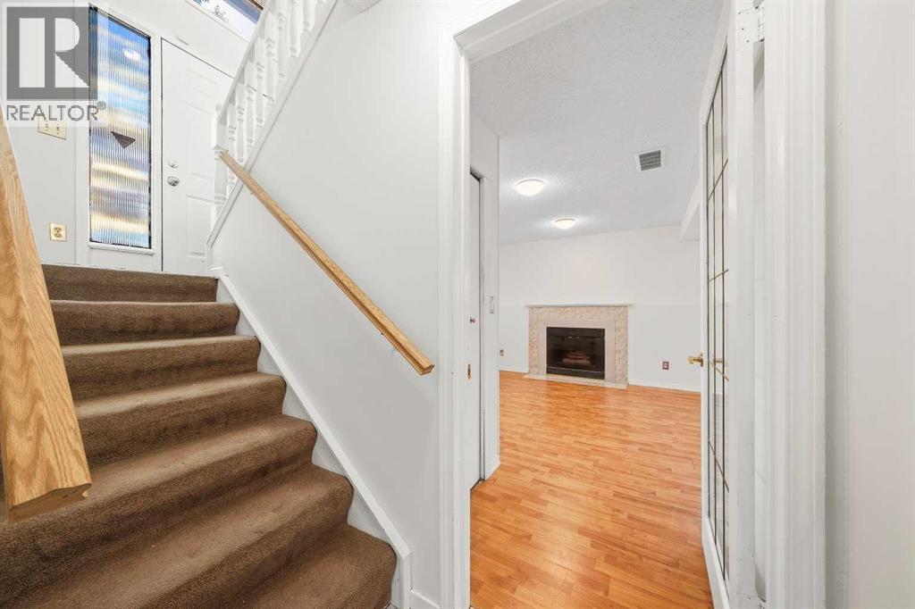 243 Millcrest Way SW, Calgary, Alberta  T2Y 2K7 - Photo 23 - A2346560