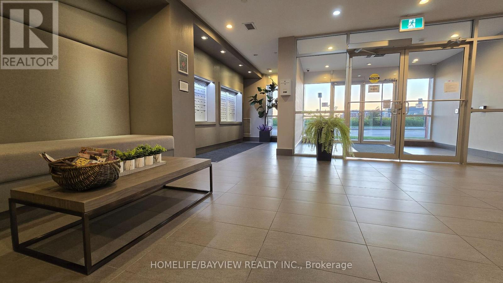 411 - 58 ADAM SELLERS STREET photo 5