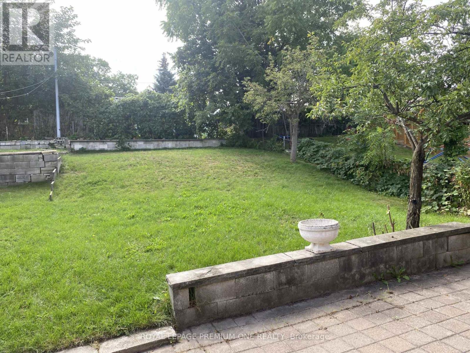 55 Husband Drive, Toronto, Ontario  M9L 1J8 - Photo 20 - W13801640