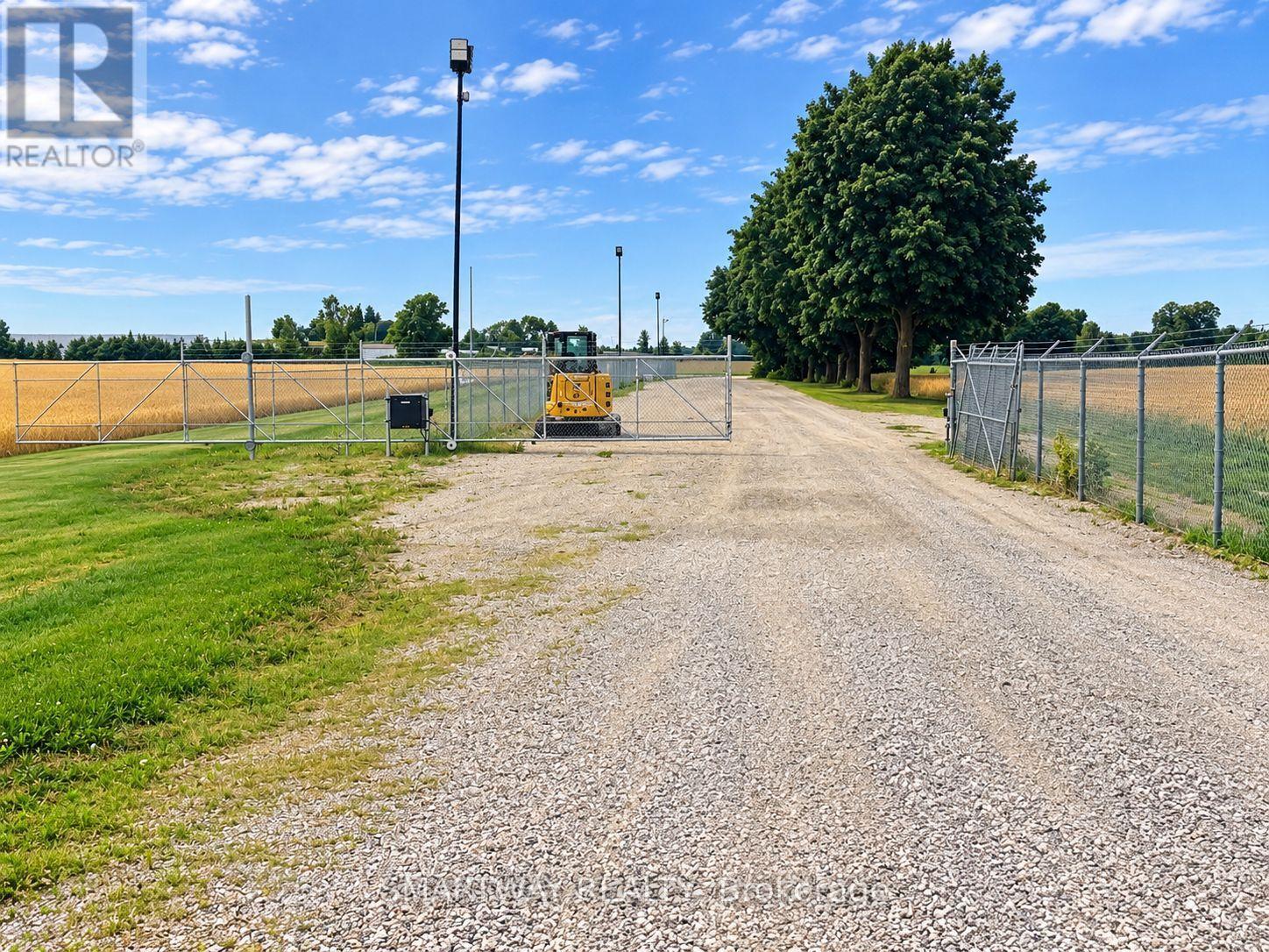 4077 Breen Road, Thames Centre, Ontario N0L 2B0 - Photo 2 - X13801604