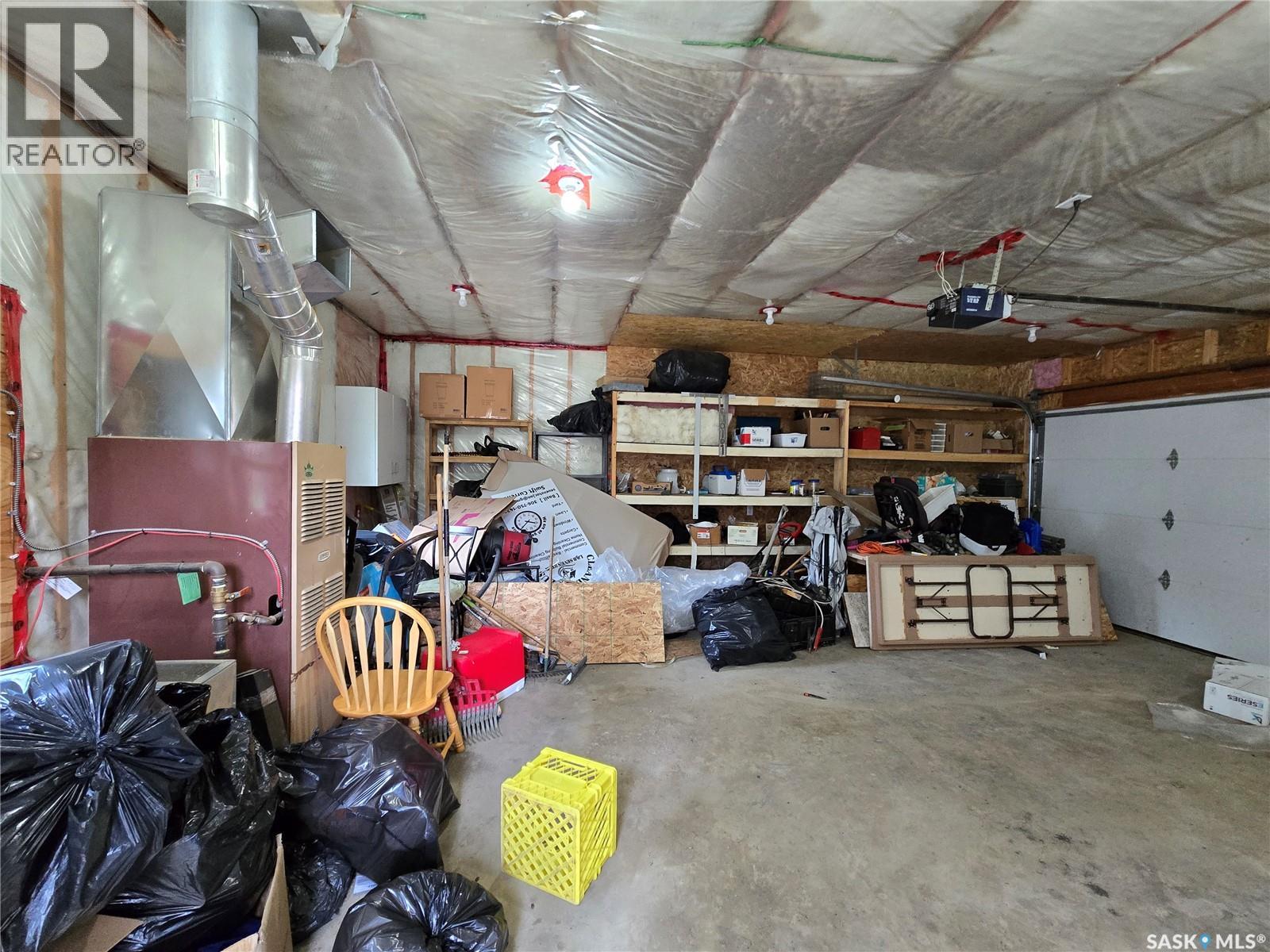 152 5th Avenue Se, Swift Current, Saskatchewan  S9H 3M7 - Photo 23 - SK048980