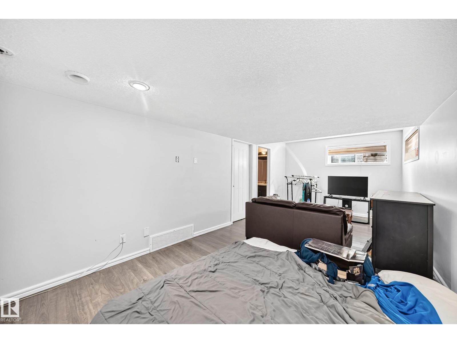 17311 120 ST NW NW