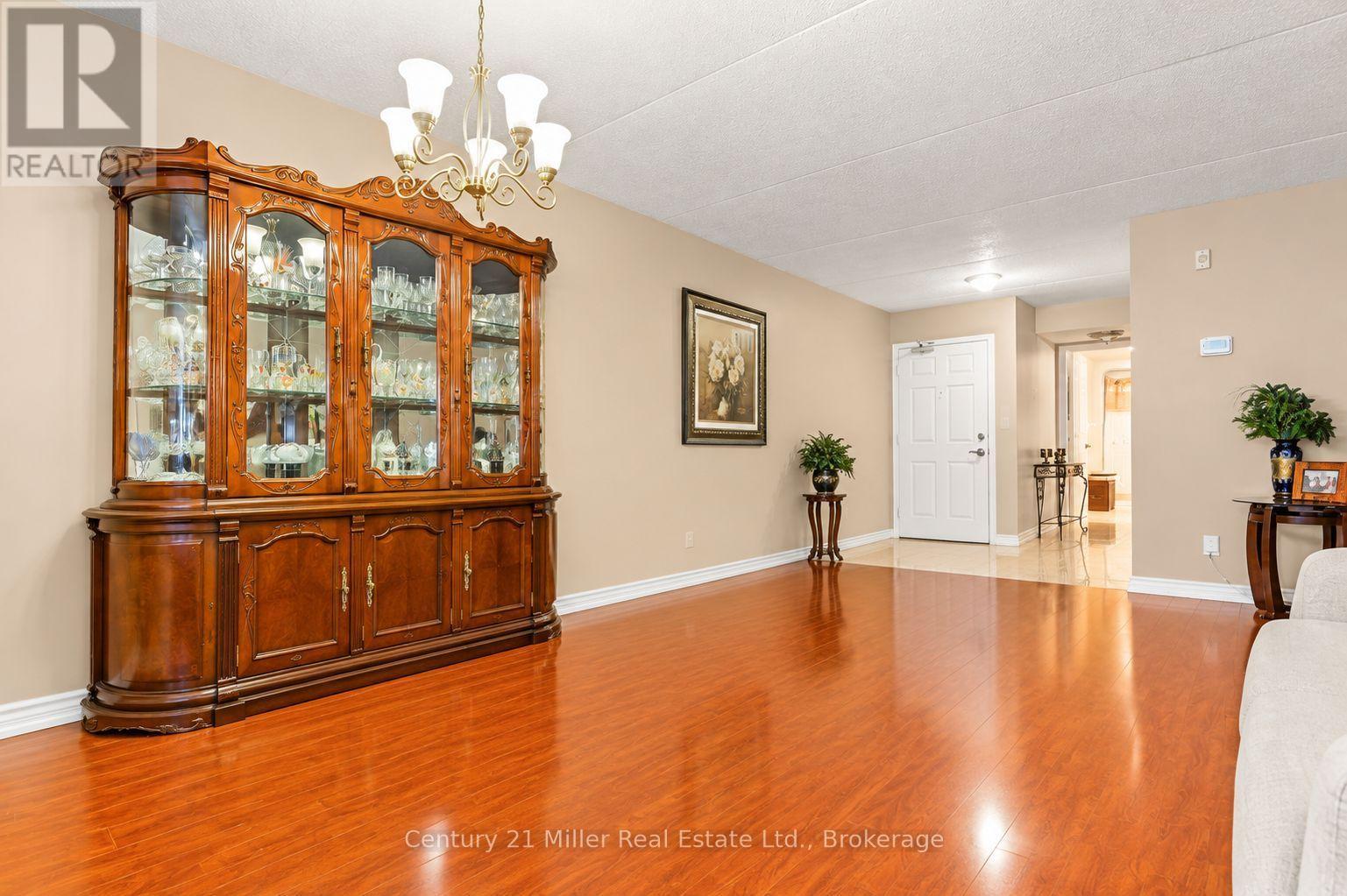 111 - 1450 Bishops Gate, Oakville, Ontario  L6M 4N1 - Photo 13 - W13577220