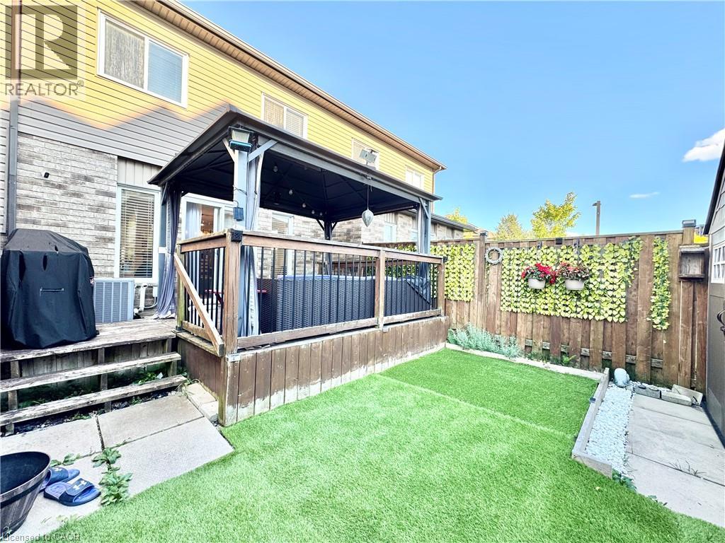 1335 Countrystone Drive, Kitchener, Ontario  N2N 3R9 - Photo 14 - 40859393