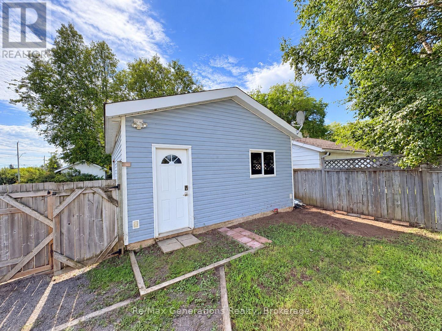 447 Rita Street, Thunder Bay, Ontario  P7A 1H8 - Photo 17 - X13810094