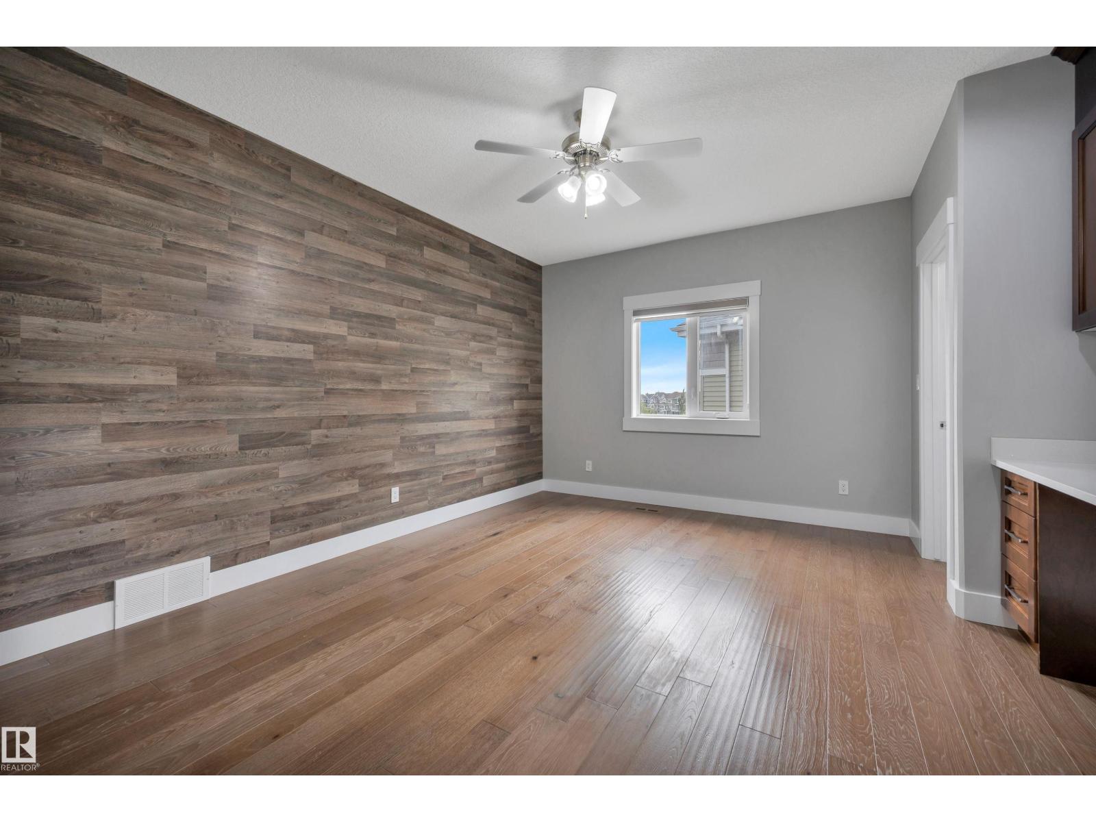 9054 24 AV SW photo 51