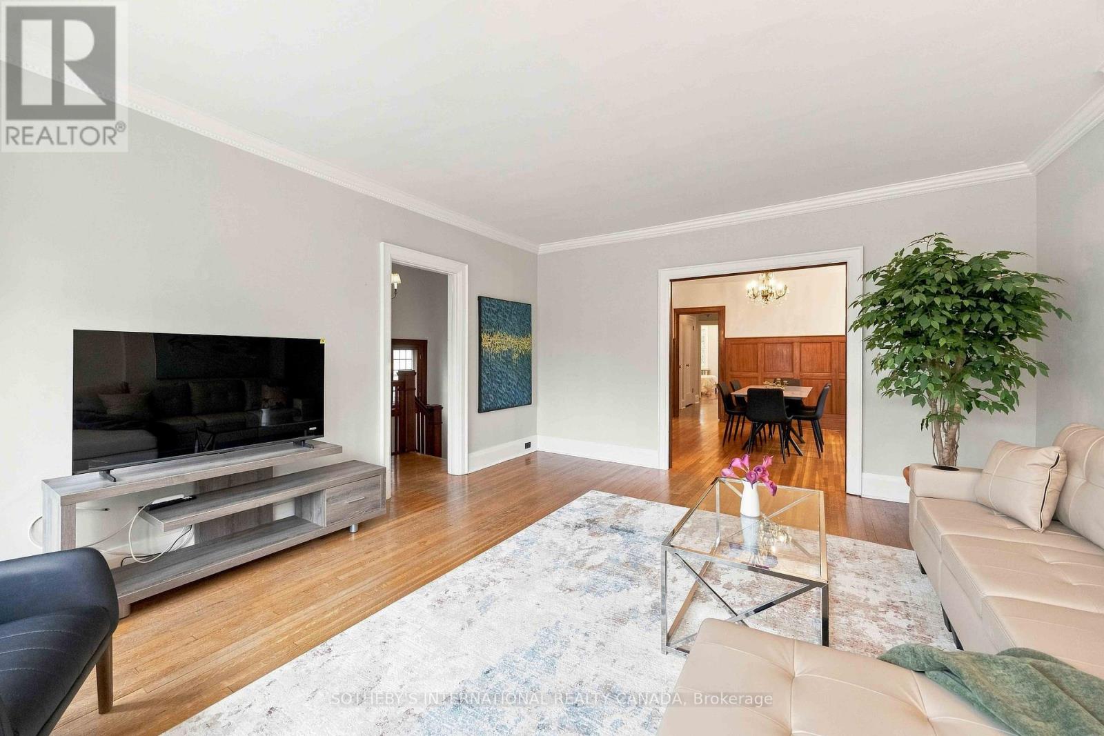 Upper - 14 Kilbarry Road, Toronto, Ontario  M5P 1K5 - Photo 7 - C13777752