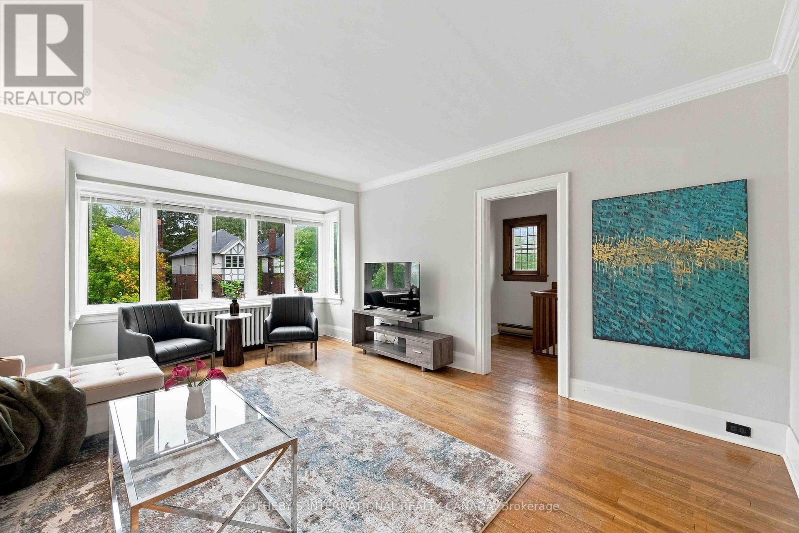 Upper - 14 Kilbarry Road, Toronto, Ontario  M5P 1K5 - Photo 6 - C13777752