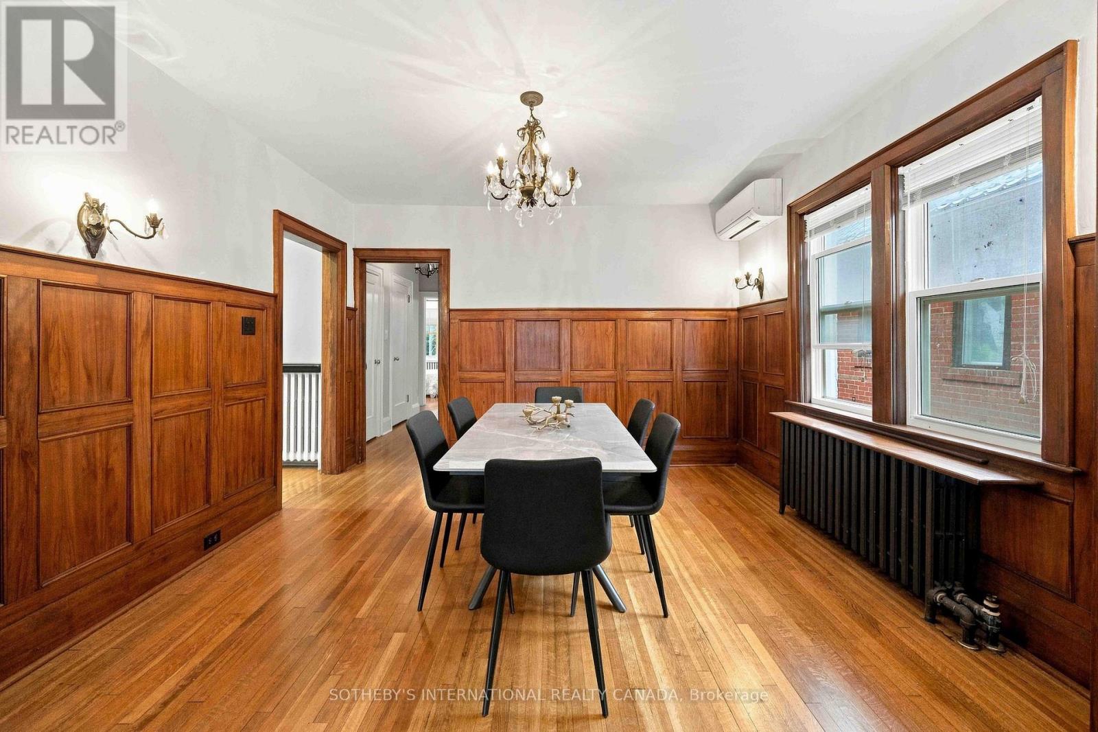 Upper - 14 Kilbarry Road, Toronto, Ontario  M5P 1K5 - Photo 9 - C13777752