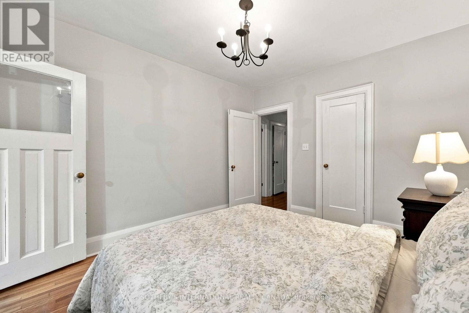 Upper - 14 Kilbarry Road, Toronto, Ontario  M5P 1K5 - Photo 16 - C13777752