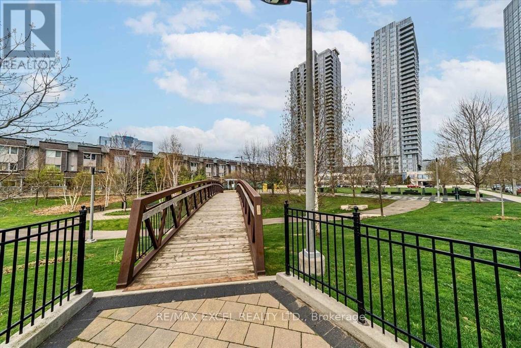 1806 - 151 Village Green Square, Toronto, Ontario  M1S 0K5 - Photo 21 - E13807020