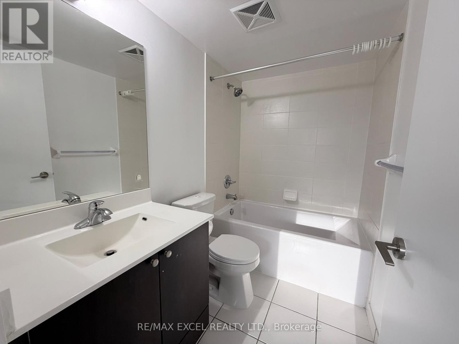 1806 - 151 Village Green Square, Toronto, Ontario  M1S 0K5 - Photo 9 - E13807020
