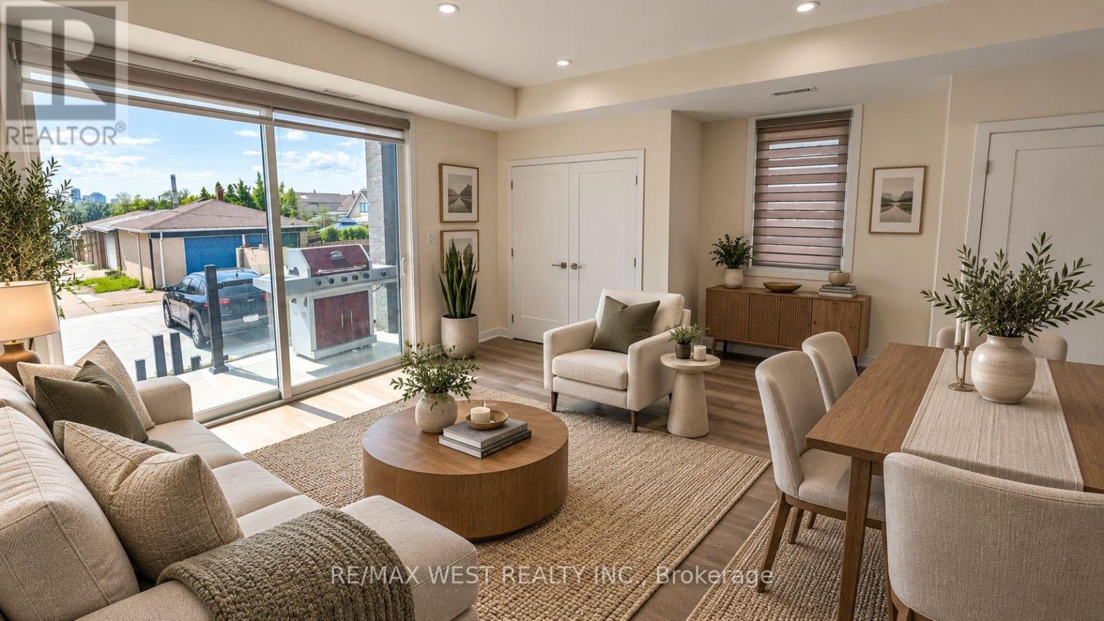 Main Floor - 93 Hatherley Road, Toronto, Ontario  M6E 1W3 - Photo 11 - W13753296