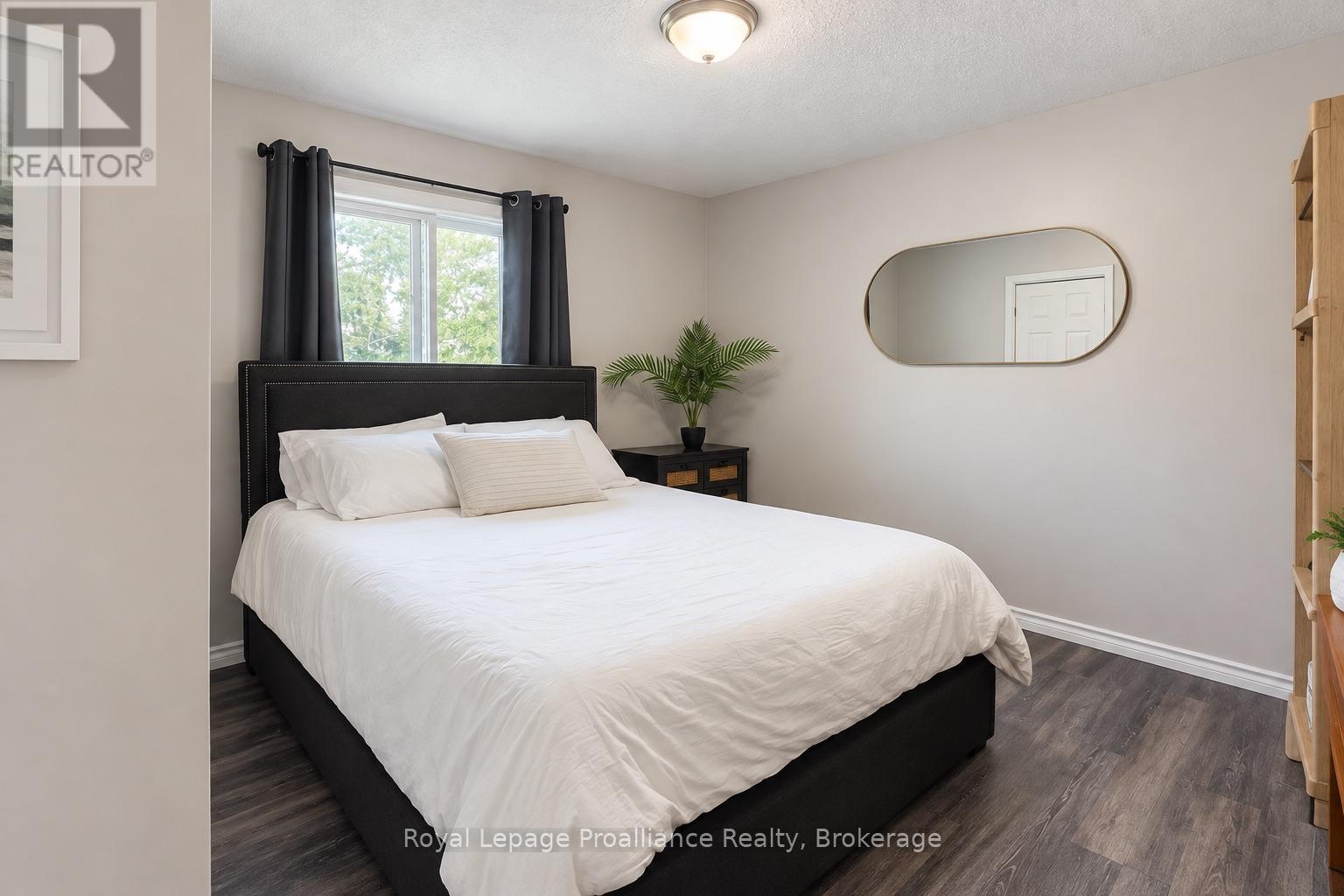 115 Nicholas Street, Quinte West, Ontario  K8V 6E8 - Photo 16 - X13663162