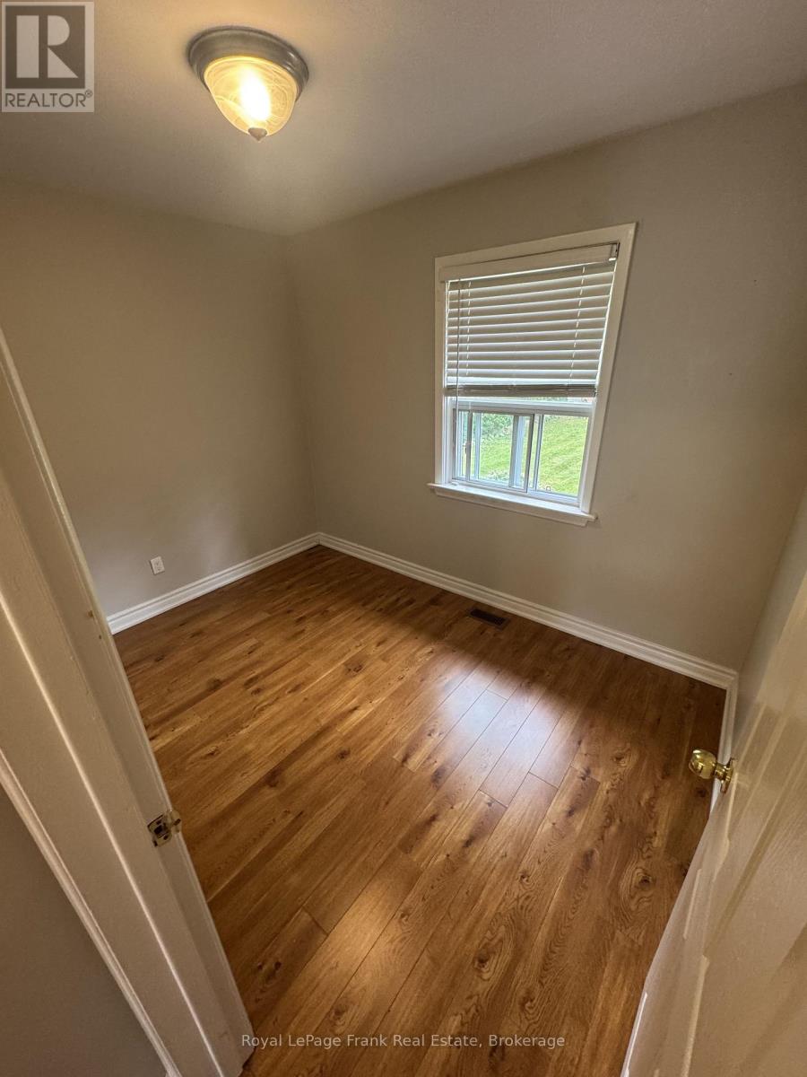 20 Gladys Road, Toronto, Ontario  M1C 1C6 - Photo 9 - E13810268