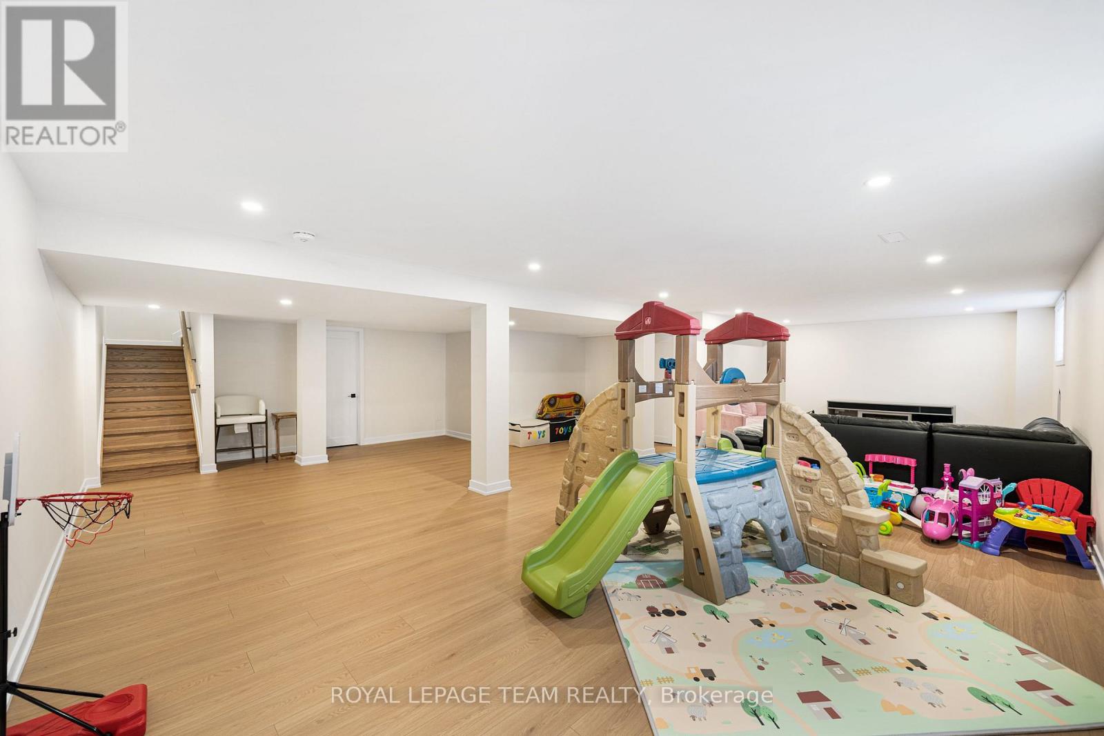 649 Bridgeport Avenue, Ottawa, Ontario  K4M 0W9 - Photo 47 - X13797218