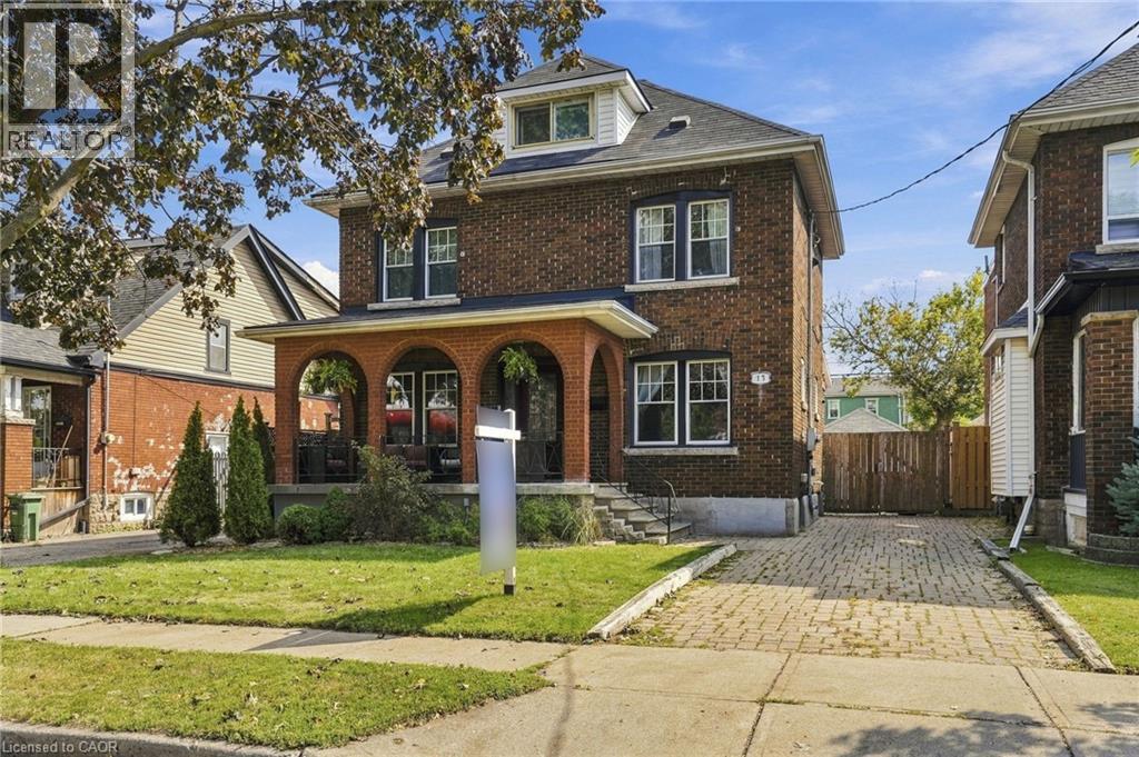 17 Tuxedo Avenue S, Hamilton, Ontario  L8K 2R7 - Photo 2 - 40865153