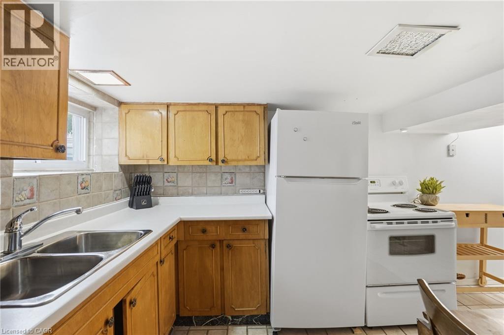 17 Tuxedo Avenue S, Hamilton, Ontario  L8K 2R7 - Photo 41 - 40865153