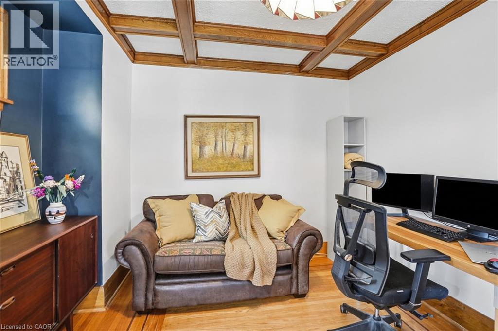 17 Tuxedo Avenue S, Hamilton, Ontario  L8K 2R7 - Photo 7 - 40865153