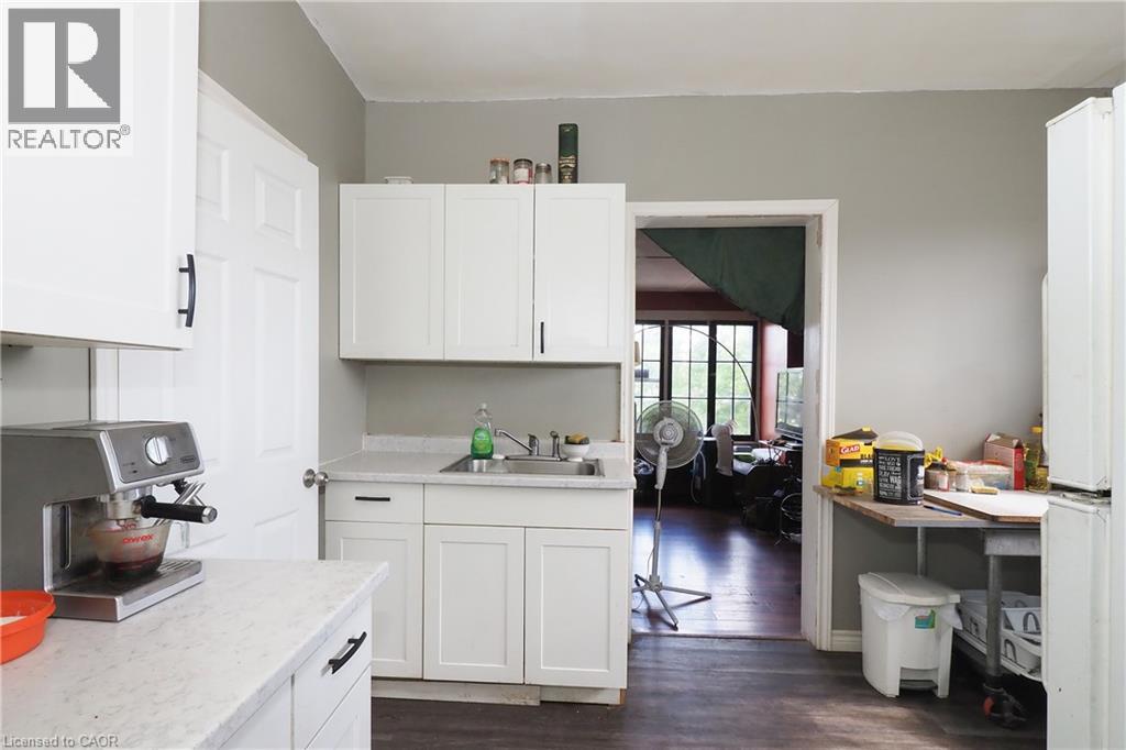 707 E King Street E, Cambridge, Ontario  N3H 3N8 - Photo 39 - 40863829
