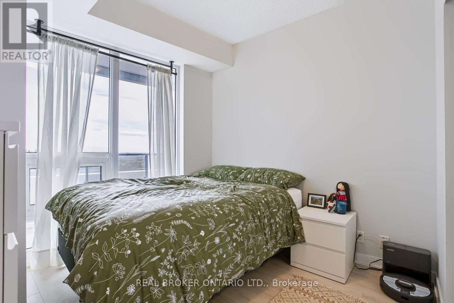 4207 - 2221 Yonge Street, Toronto, Ontario  M4S 2B4 - Photo 10 - C13810104