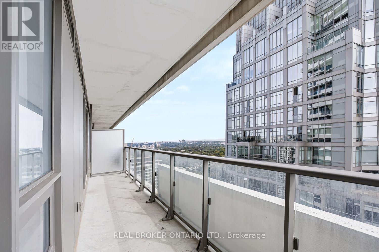 4207 - 2221 Yonge Street, Toronto, Ontario  M4S 2B4 - Photo 12 - C13810104