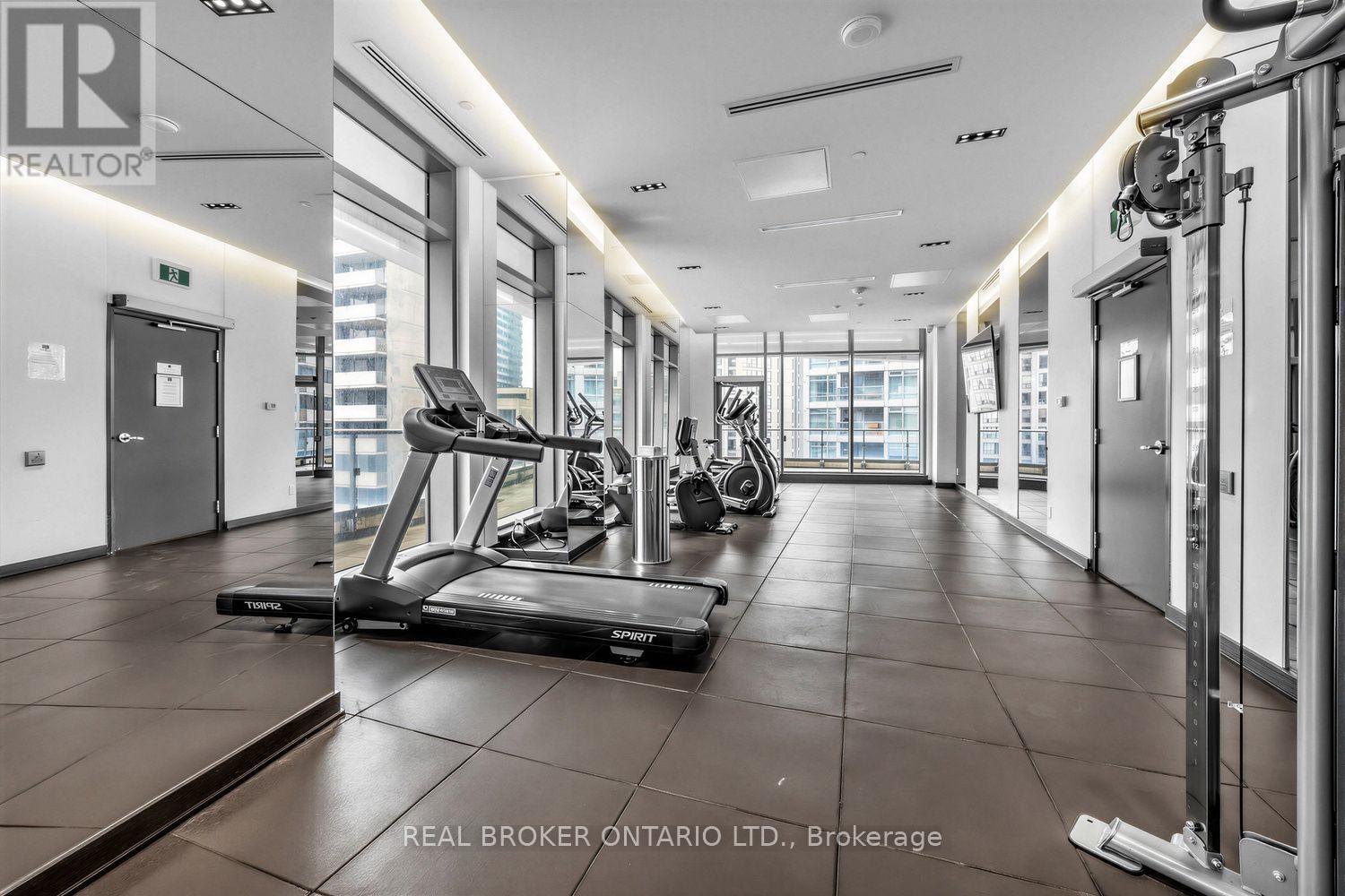 4207 - 2221 Yonge Street, Toronto, Ontario  M4S 2B4 - Photo 16 - C13810104