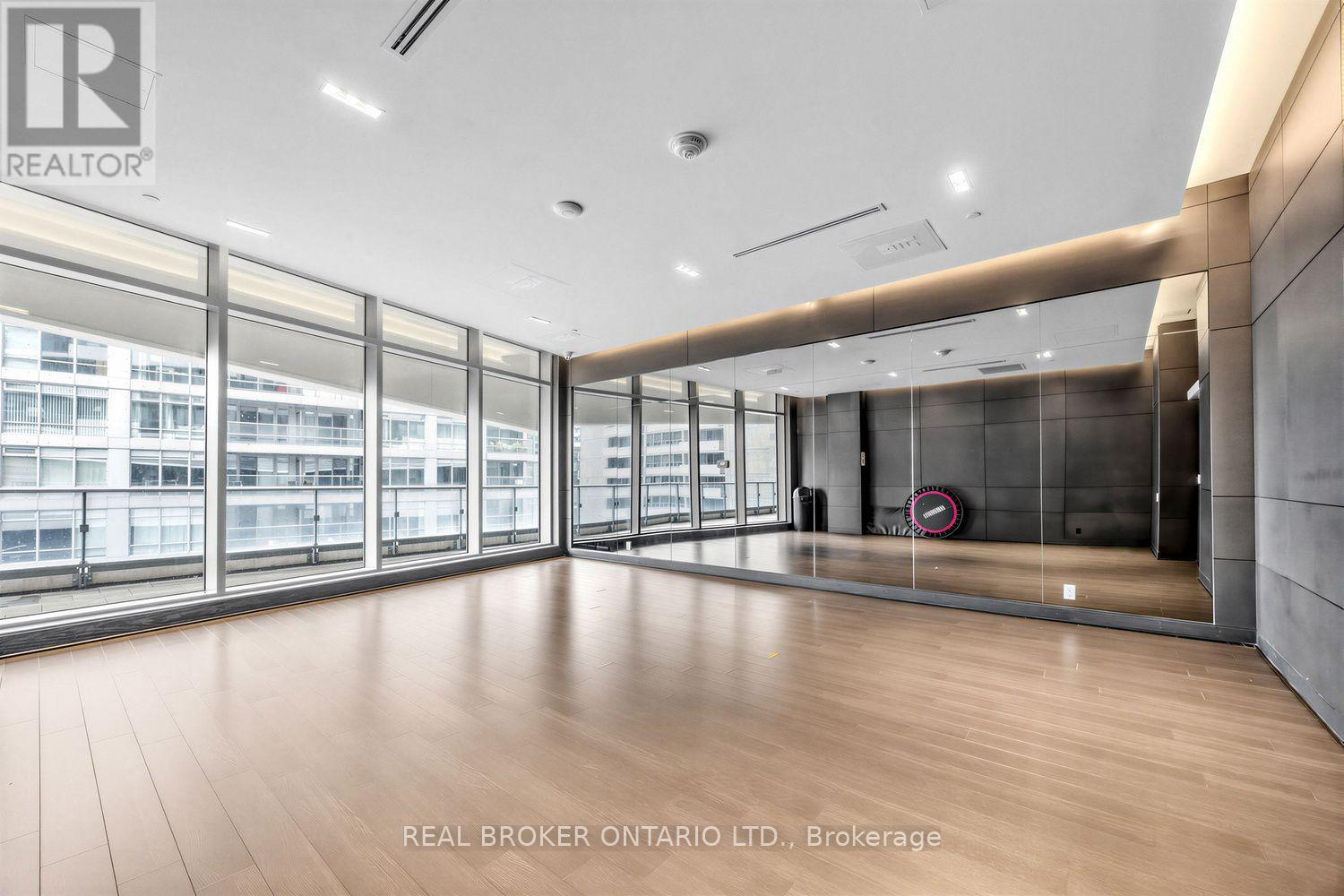 4207 - 2221 Yonge Street, Toronto, Ontario  M4S 2B4 - Photo 17 - C13810104