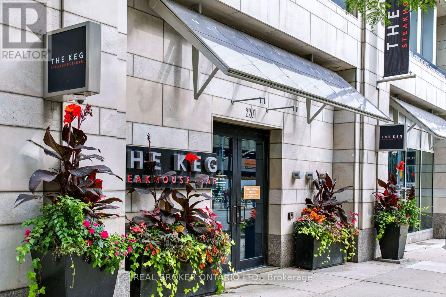 4207 - 2221 Yonge Street, Toronto, Ontario  M4S 2B4 - Photo 22 - C13810104