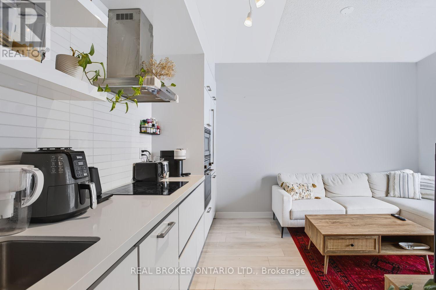 4207 - 2221 Yonge Street, Toronto, Ontario  M4S 2B4 - Photo 6 - C13810104