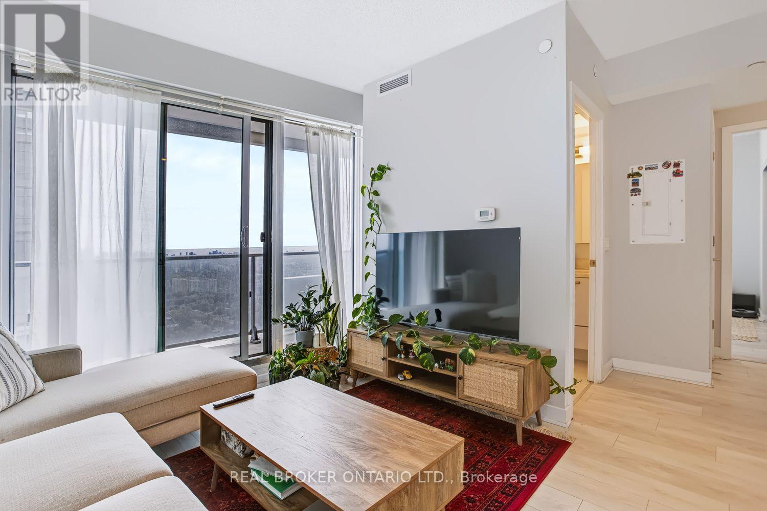 4207 - 2221 Yonge Street, Toronto, Ontario  M4S 2B4 - Photo 7 - C13810104