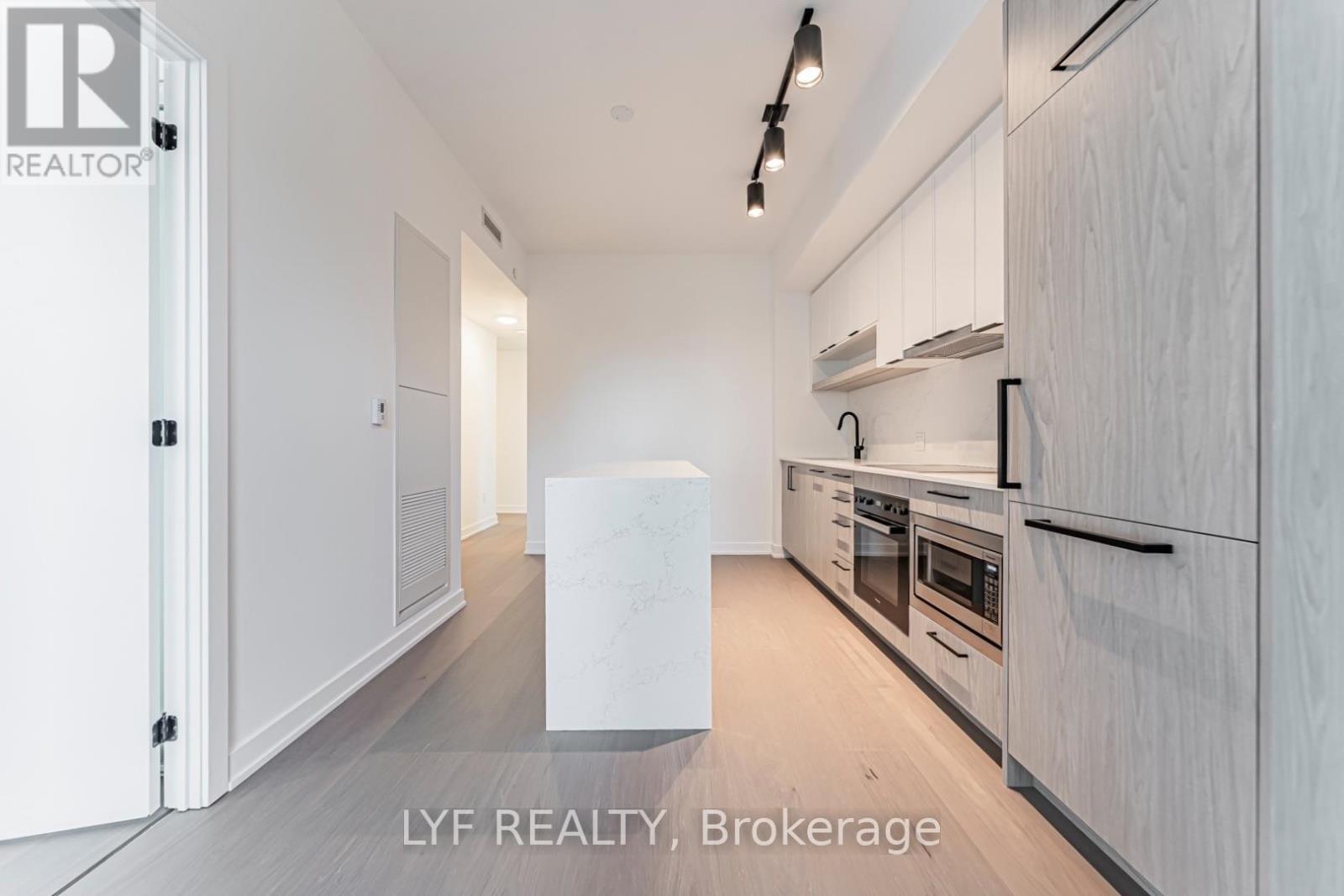826 - 91 Montclair Avenue, Toronto, Ontario  M5P 0B1 - Photo 7 - C13810128