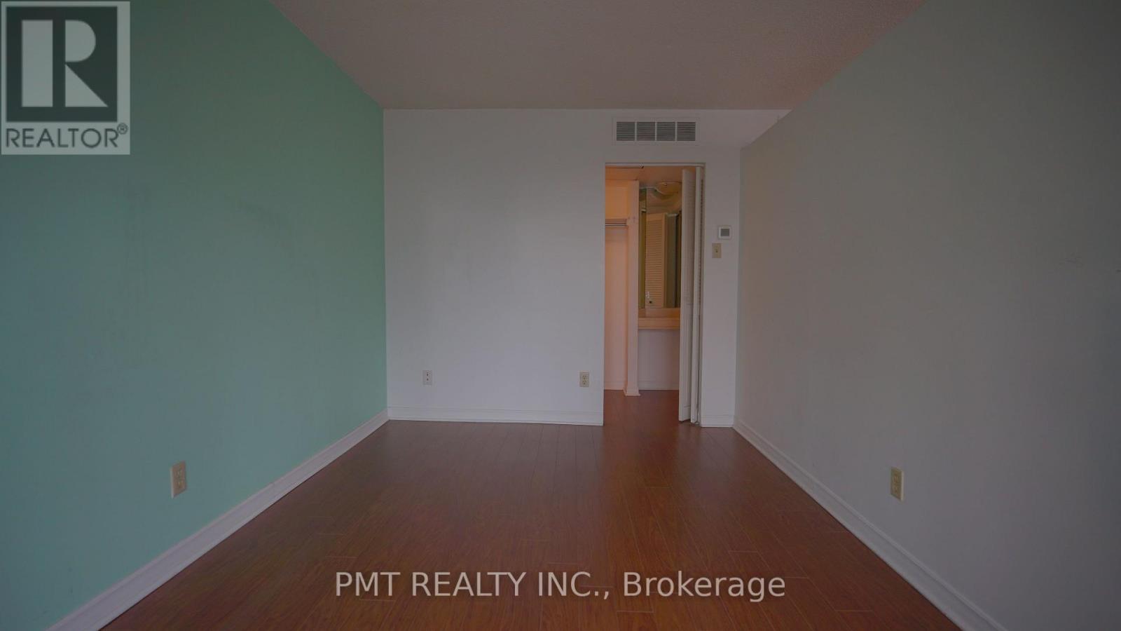 3107 - 65 Harbour Square, Toronto, Ontario  M5J 2L4 - Photo 8 - C13810202